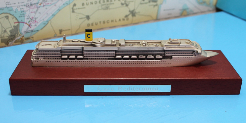 Cruise ship "Costa Mediterranea" (1 p.) IT 2003 in ca. 1:1400